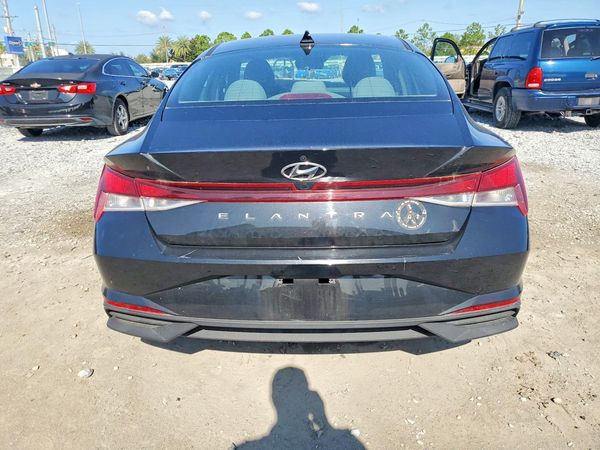 2023 HYUNDAI ELANTRA SEL w/Convenience Pkg