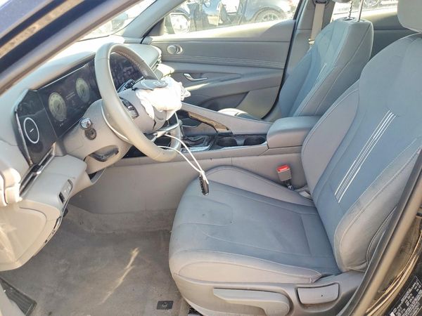 2023 HYUNDAI ELANTRA SEL w/Convenience Pkg