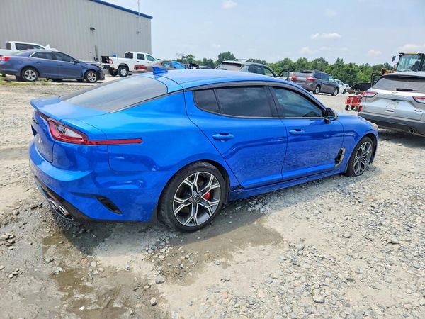 2018 KIA STINGER