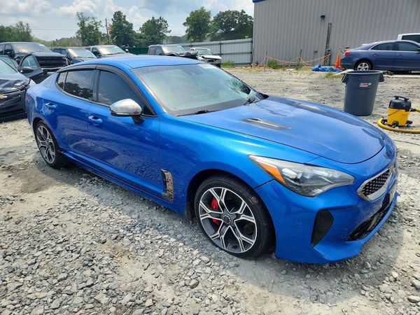 2018 KIA STINGER
