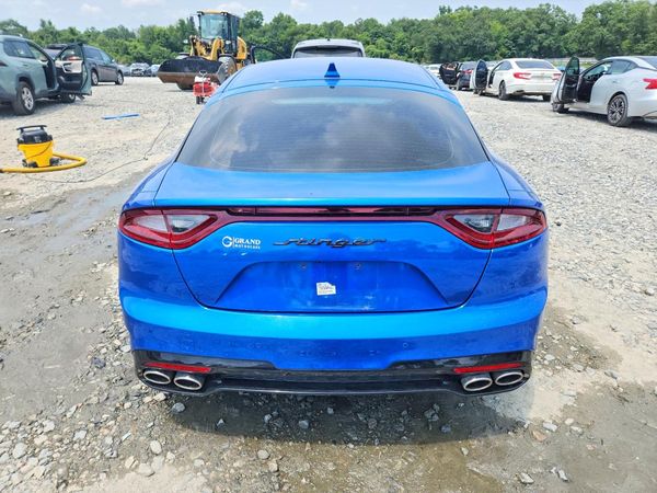 2018 KIA STINGER