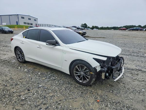 2017 INFINITI Q50