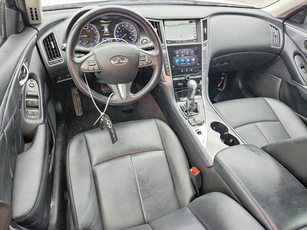2017 INFINITI Q50