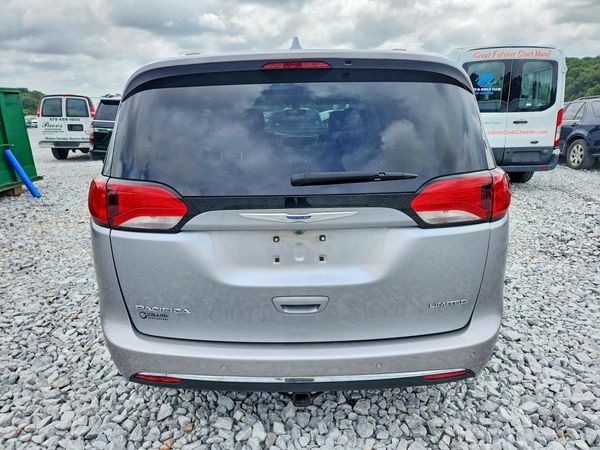 2018 CHRYSLER PACIFICA