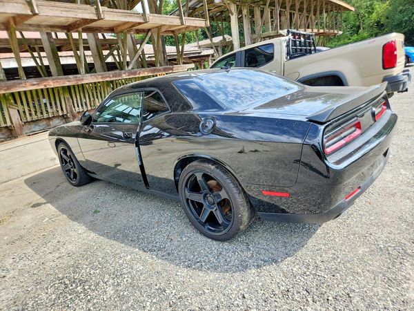 2019 DODGE CHALLENGER SXT