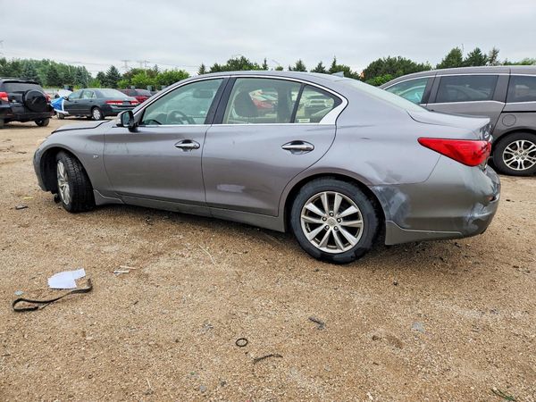 2015 INFINITI Q50