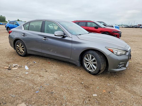 2015 INFINITI Q50