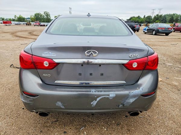 2015 INFINITI Q50