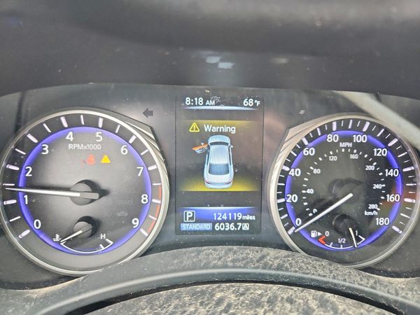2015 INFINITI Q50