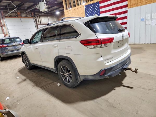 2019 TOYOTA HIGHLANDER SE/XLE