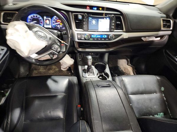 2019 TOYOTA HIGHLANDER SE/XLE
