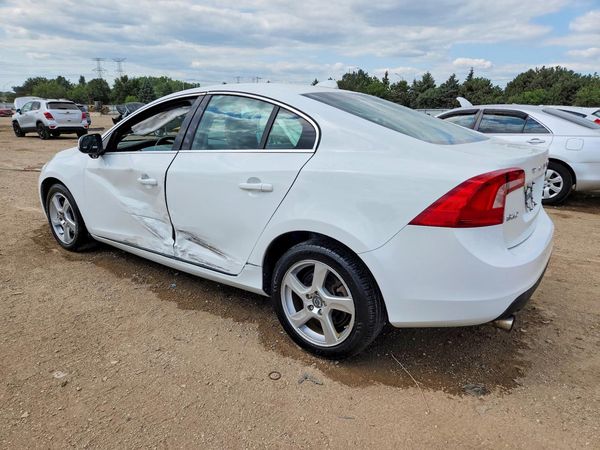 2013 VOLVO S60