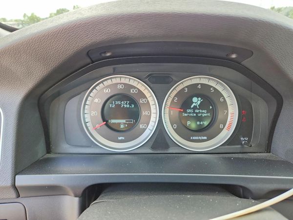 2013 VOLVO S60