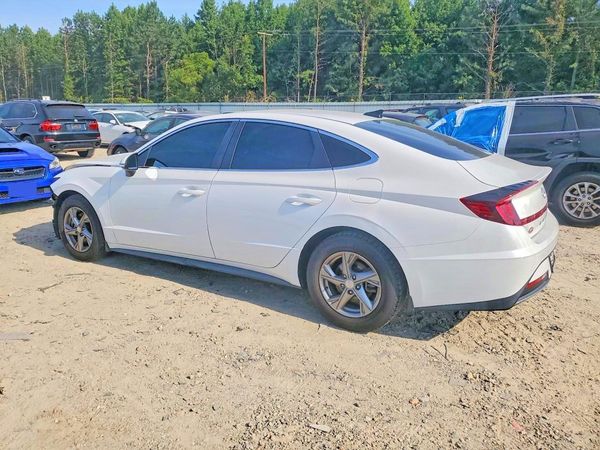 2023 HYUNDAI SONATA SE