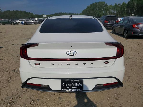 2023 HYUNDAI SONATA SE