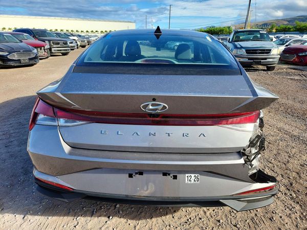 2022 HYUNDAI ELANTRA SEL