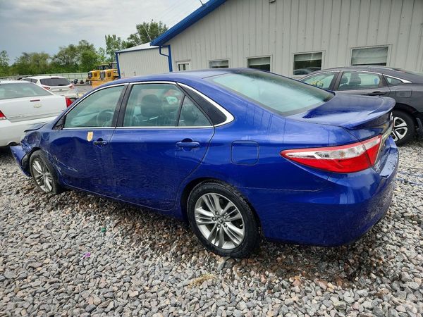 2016 TOYOTA CAMRY