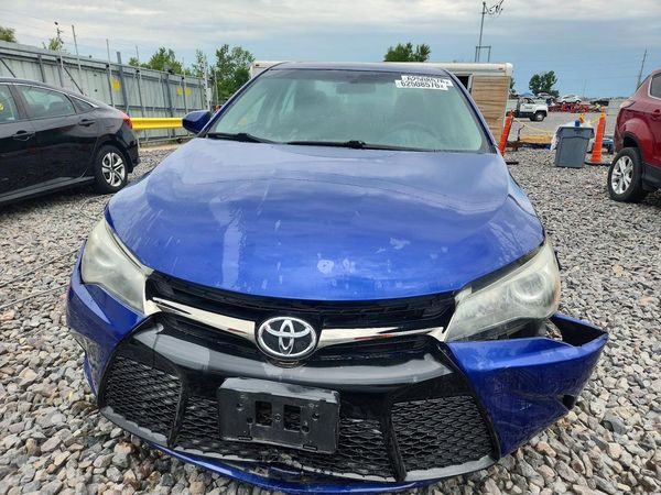 2016 TOYOTA CAMRY