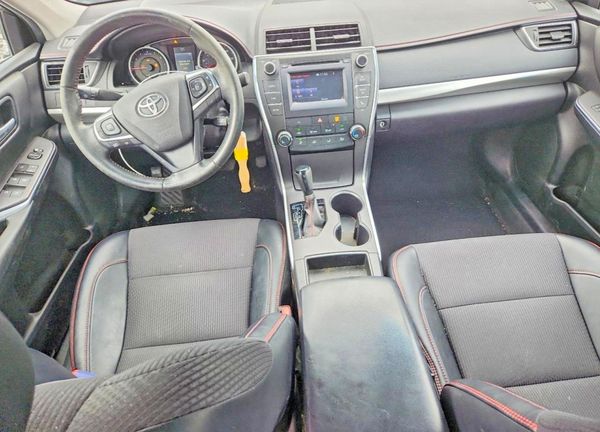 2016 TOYOTA CAMRY