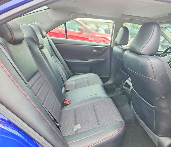 2016 TOYOTA CAMRY
