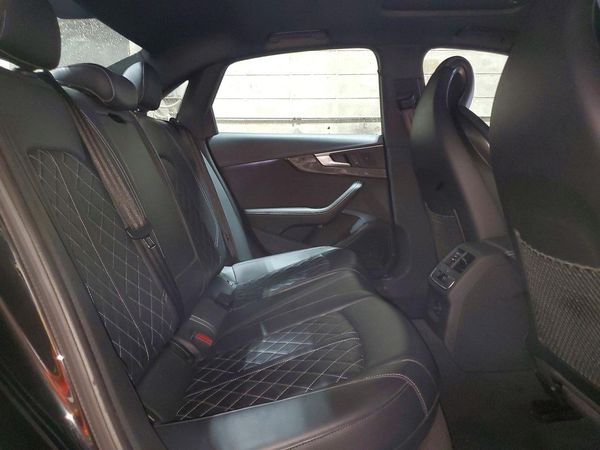 2018 AUDI S4