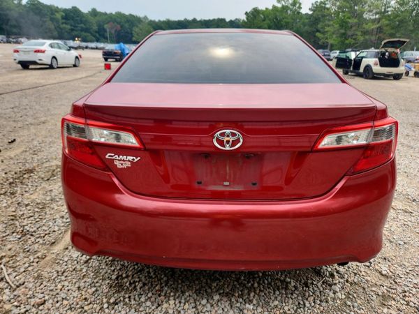 2012 TOYOTA CAMRY