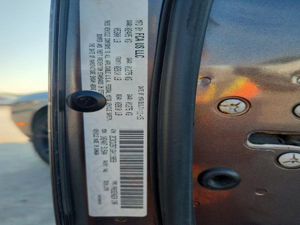 2016 DODGE CHALLENGER SXT Plus