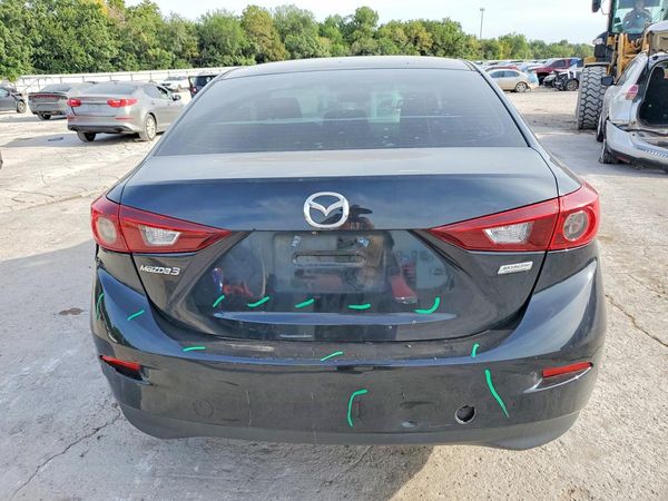 2018 MAZDA 3 Sport