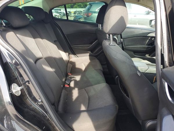 2018 MAZDA 3 Sport
