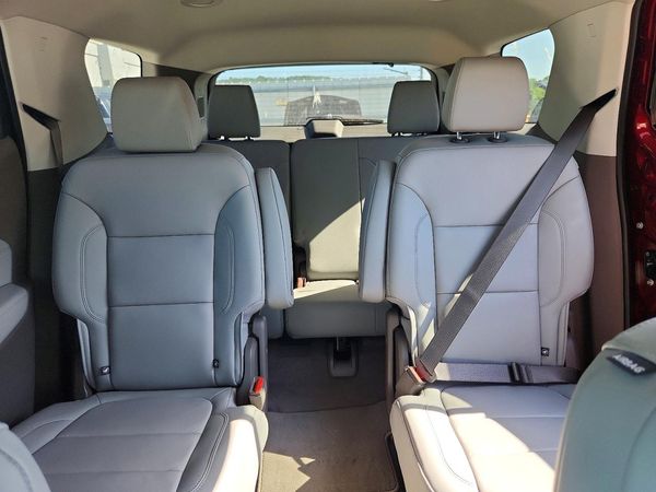 2020 CHEVROLET TRAVERSE LT