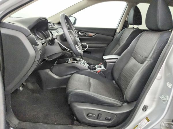 2018 NISSAN ROGUE — DENT