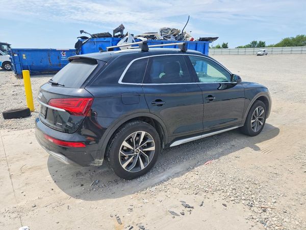 2021 AUDI Q5 quattro Premium Plus