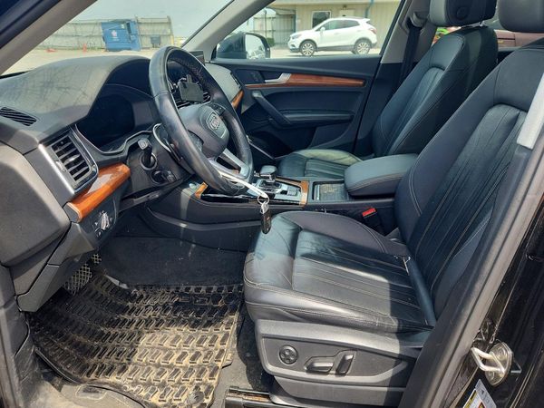 2021 AUDI Q5 quattro Premium Plus