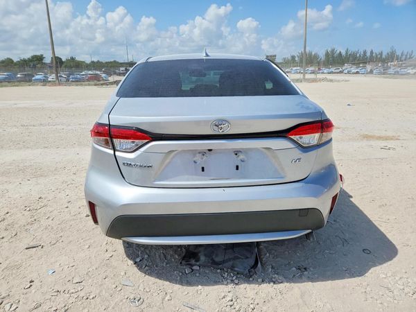 2022 TOYOTA COROLLA LE