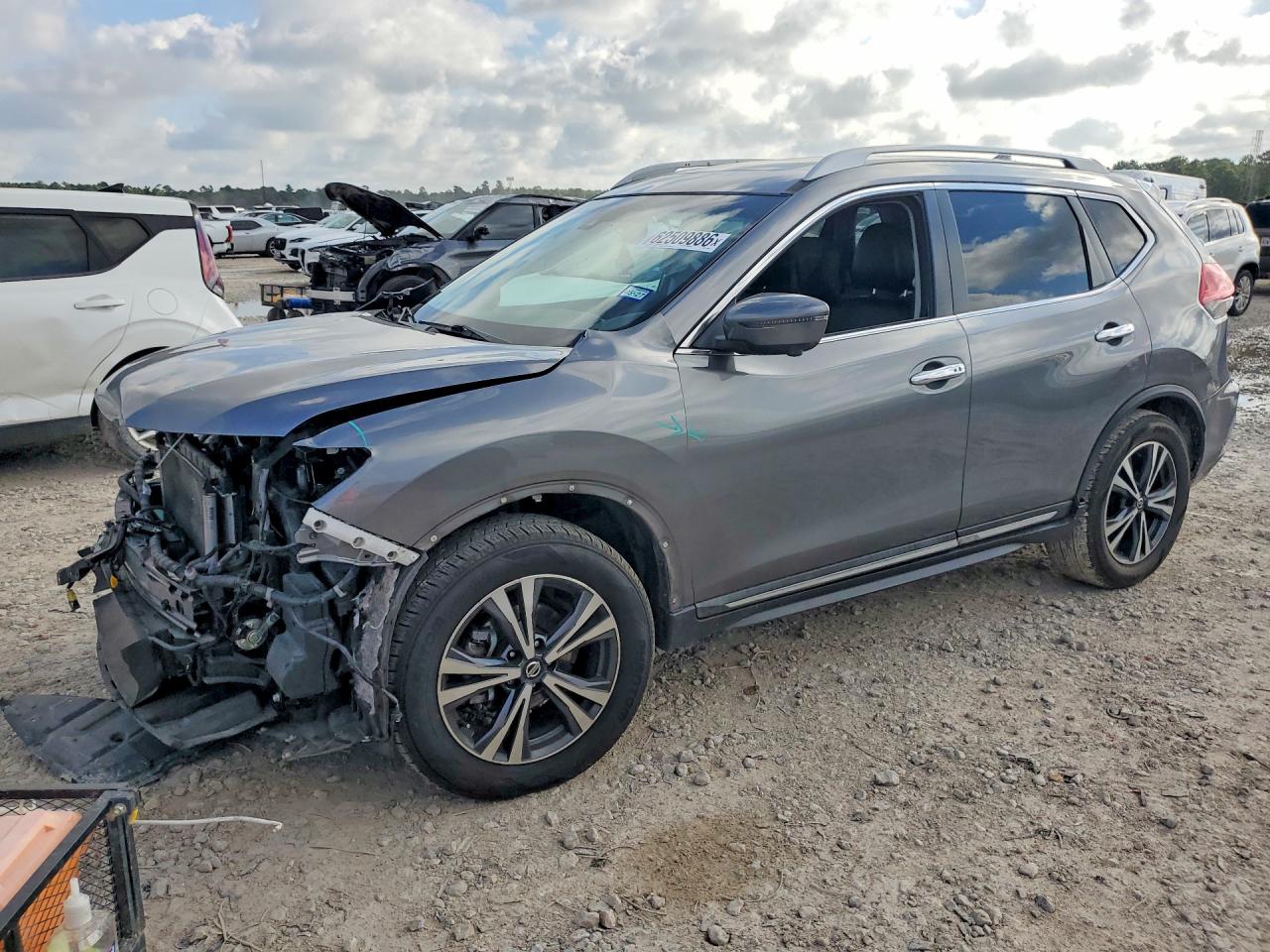2018 NISSAN ROGUE