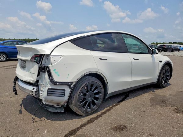 2020 TESLA MODEL Y