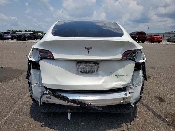 2020 TESLA MODEL Y