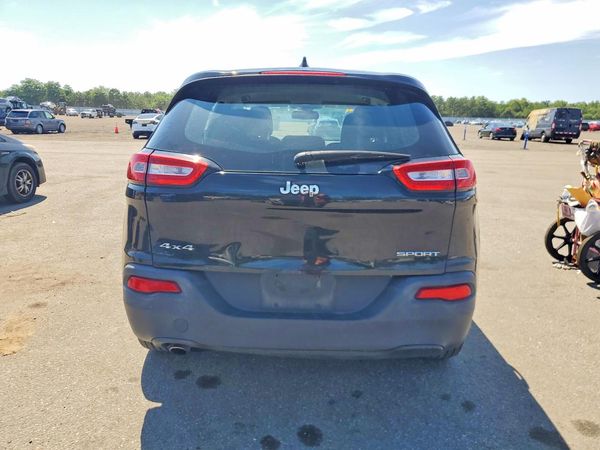 2015 JEEP CHEROKEE SPORT 4X4