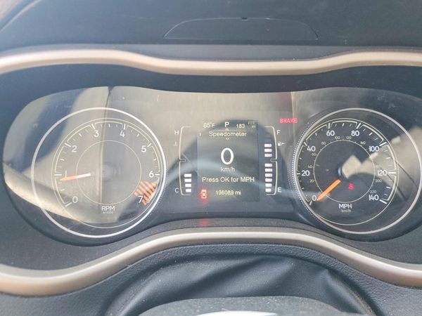 2015 JEEP CHEROKEE SPORT 4X4