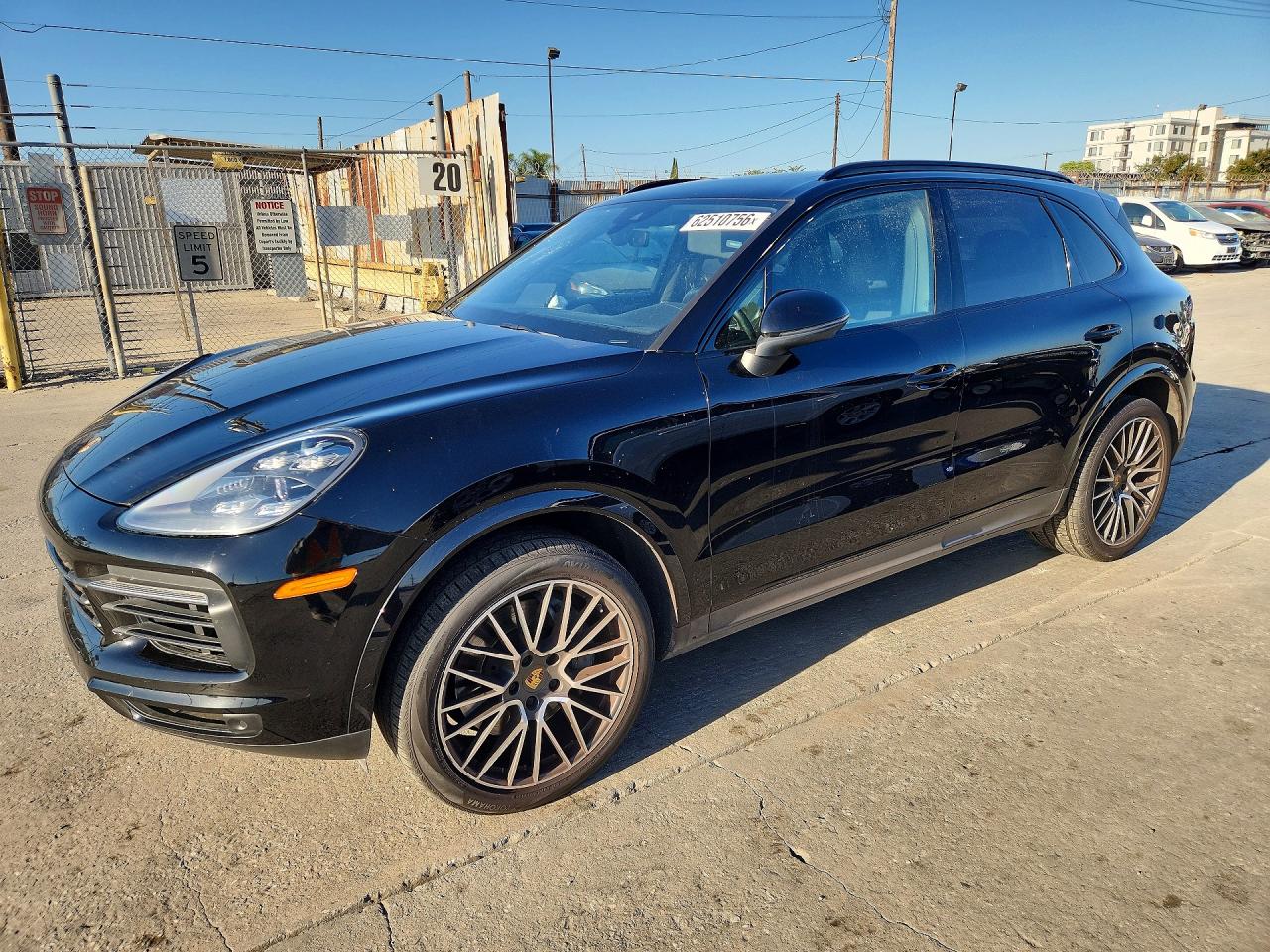2021 PORSCHE CAYENNE S