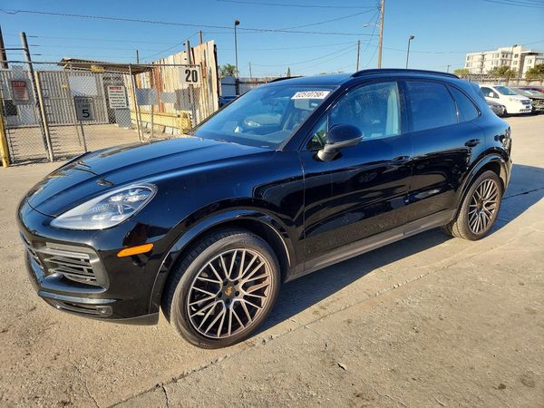 2021 PORSCHE CAYENNE S