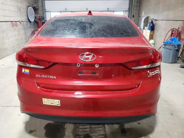 2018 HYUNDAI ELANTRA