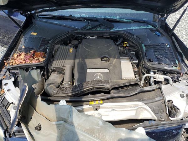 2016 MERCEDES-BENZ C C300-4M