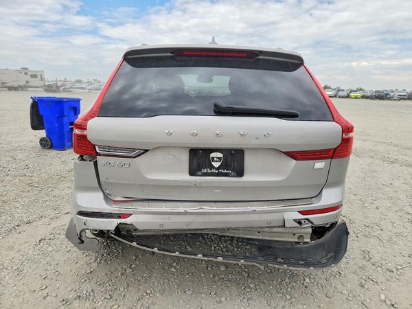 2023 VOLVO XC60 Plus Bright