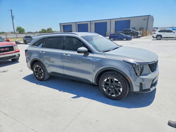 2025 KIA SORENTO