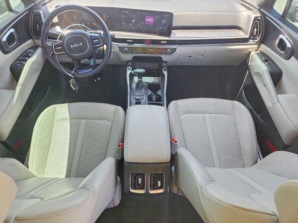 2025 KIA SORENTO