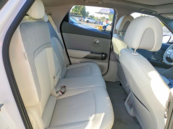 2024 GENESIS GV60 Standard RWD
