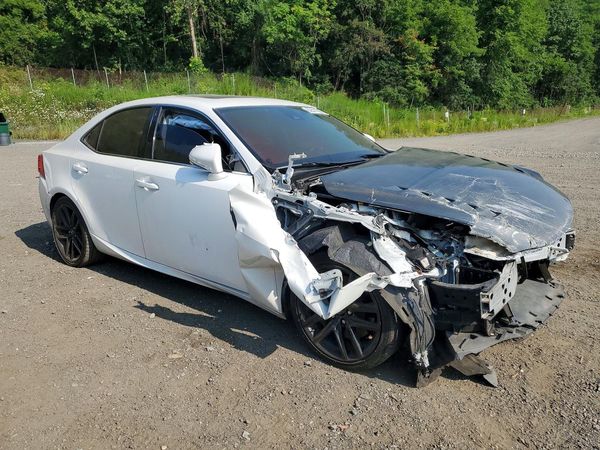 2017 LEXUS IS
