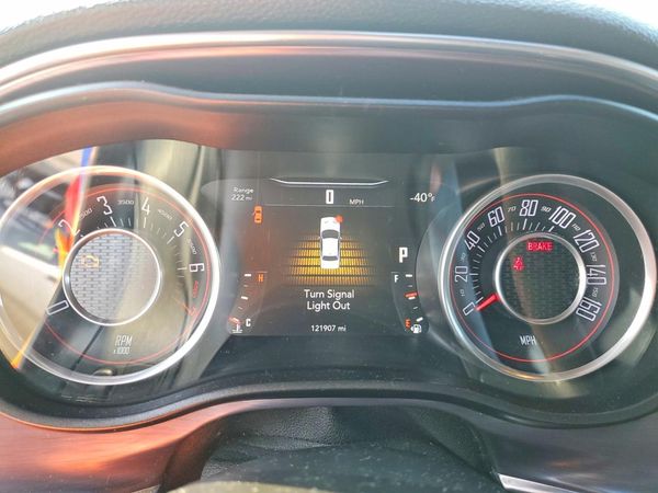 2015 DODGE CHALLENGER SXT