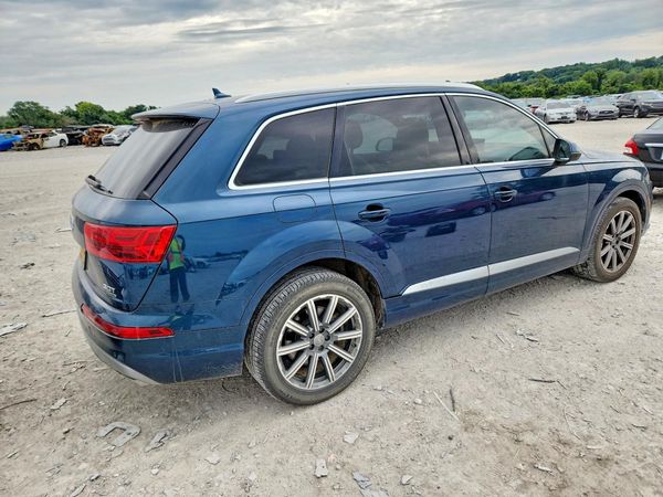 2018 AUDI Q7 quattro Premium Plus